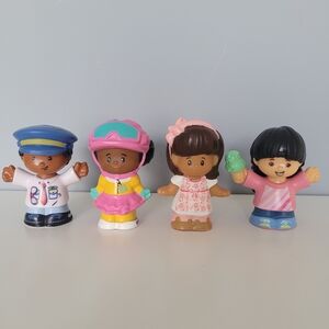 Fisher Price Little People. Set of 4